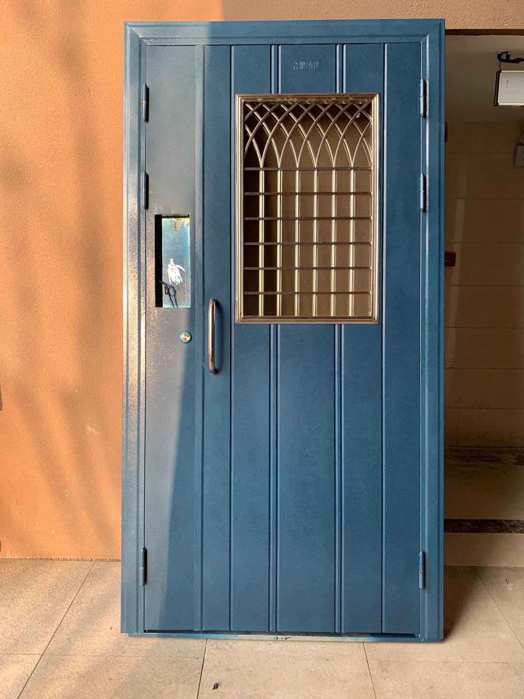 凤麟兰庭小区单元门安装